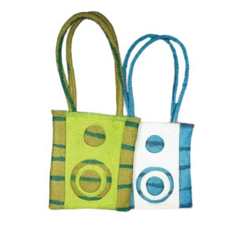 TURQUOISE ROUND PATCH FELT BAG